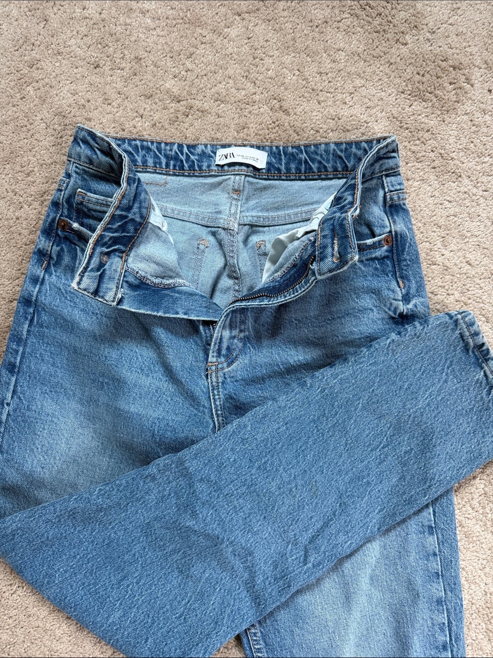Zara Light Blue High-Rise Women's Jeans